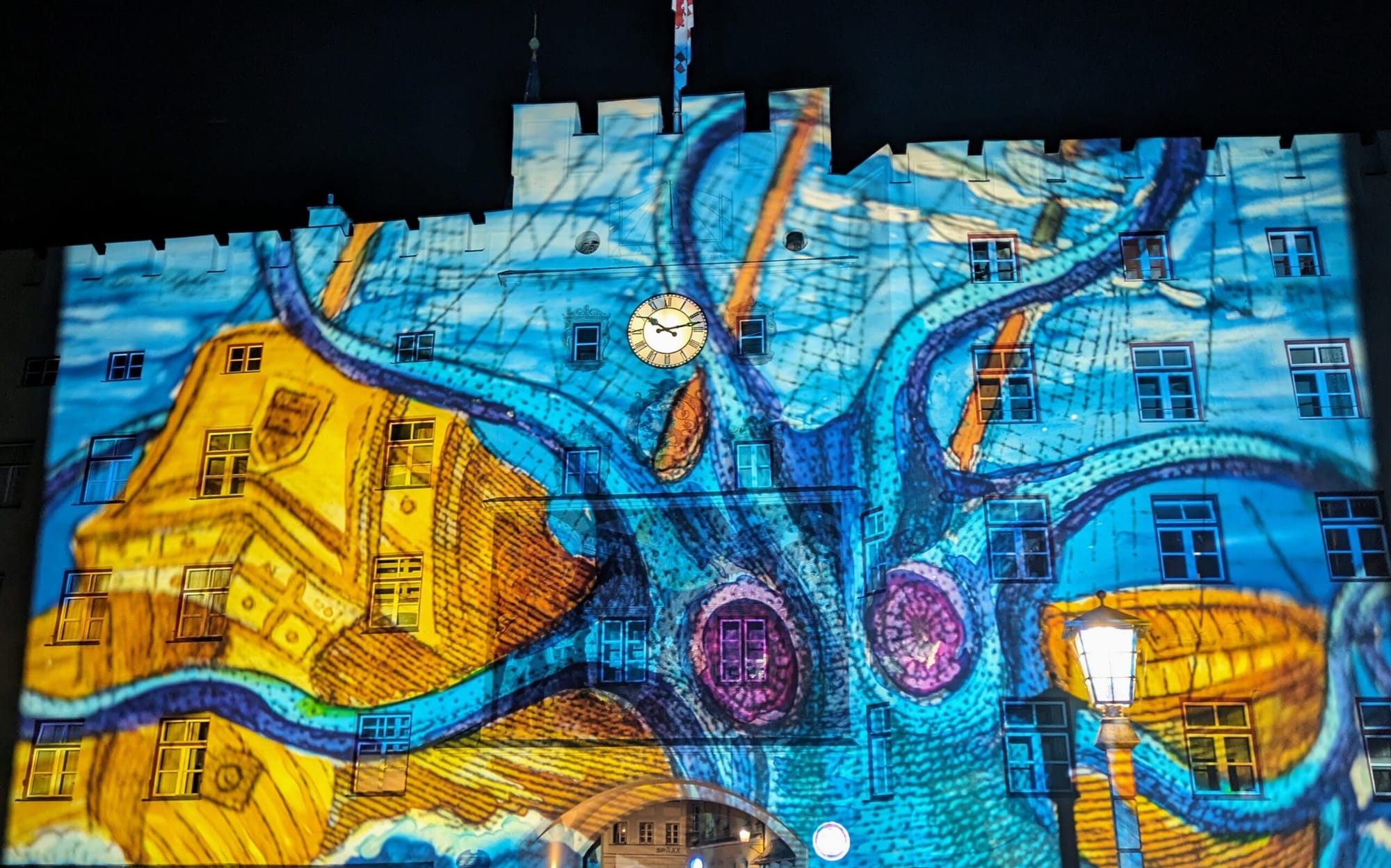 The summer I turned human, and alien again